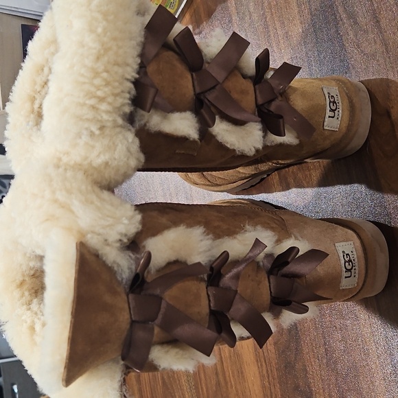 UGG Bailey Bow II TALL shearling boots. warm and cozy and toasty. - Picture 3 of 7